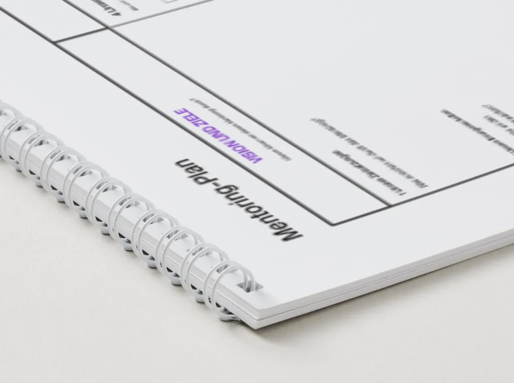 Mentoring-Plan-Vorlage zur Organisation von Zielen, Aktivitäten und Ergebnissen in einem KI-gestützten Mentoring- und Upskilling-Programm.