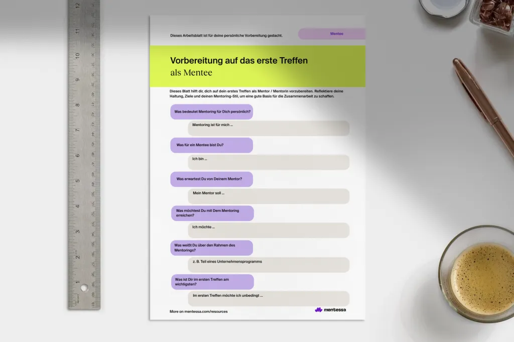 Mentor und Mentee bereiten sich mit dem Mentoring Preparation Cheat Sheet auf ihr erstes Mentoring-Treffen vor und reflektieren Ziele und Erwartungen.